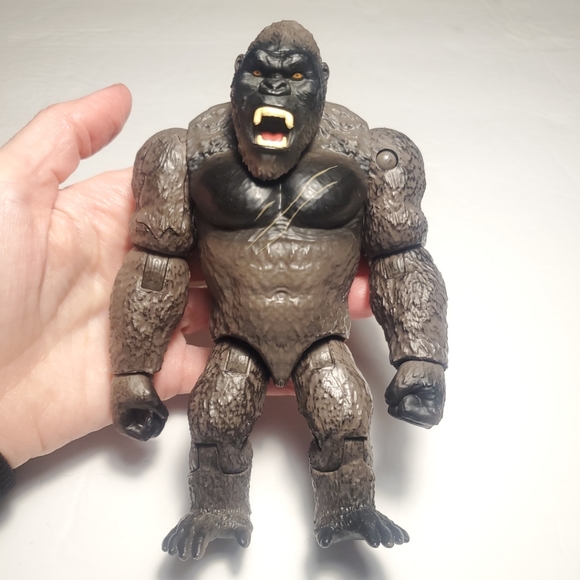 King Kong 2020 Playmates Action Figure Skull Island - Picture 1 of 10